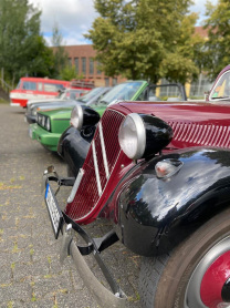Oldtimer Stolberg Zinkhütter Hof 11CV