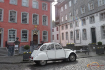 2CV Ente leihwagen Monschau Rotes Haus 