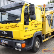 LKW Oldtimer Transporte Aachen Roetgen Schraubervitrine